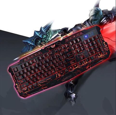 Illuminated Gaming Keyboard for Gamers with Optimal Comfort